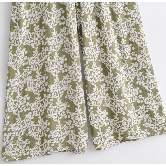 SOLD OUT - Picture 7 of 8